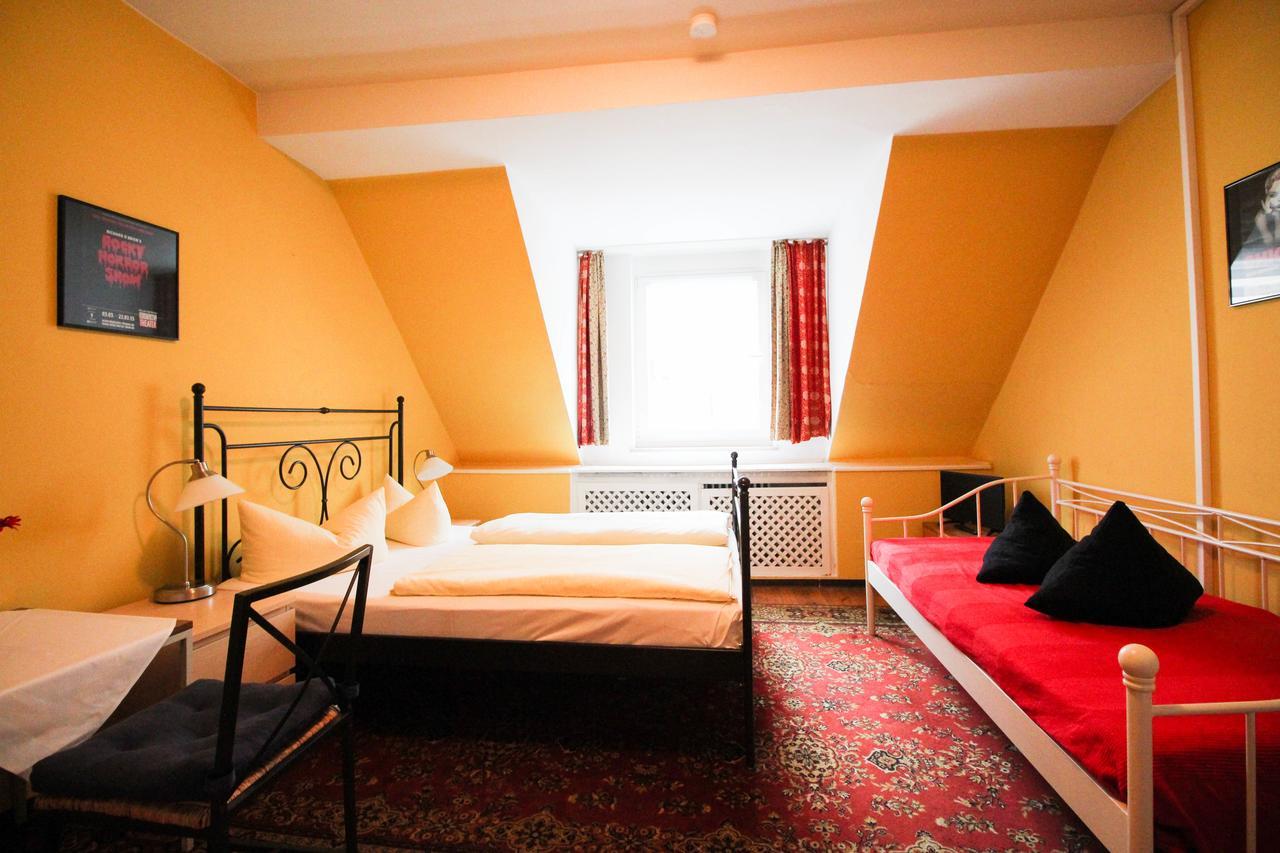Hotel Pension Am Hauptbahnhof Мюнхен Екстер'єр фото