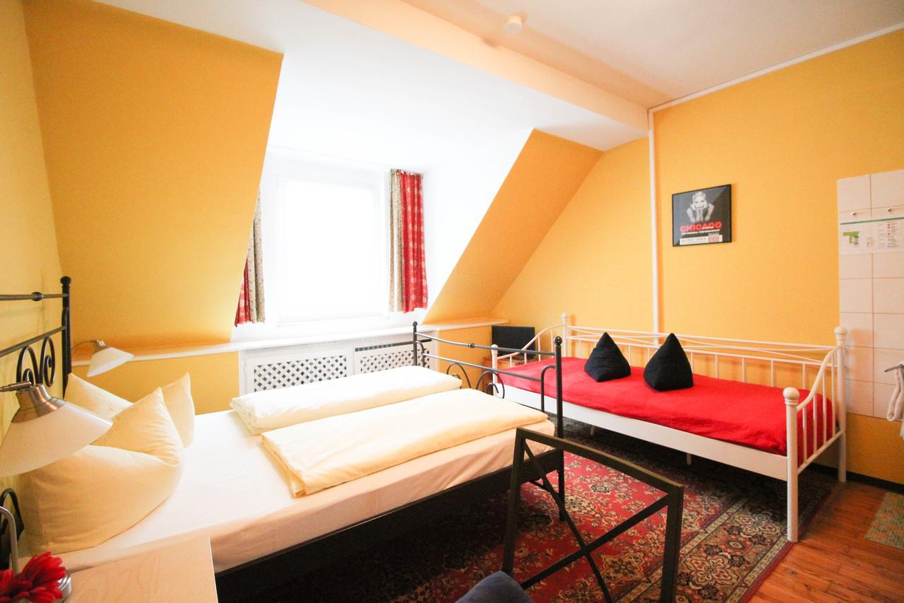 Hotel Pension Am Hauptbahnhof Мюнхен Екстер'єр фото