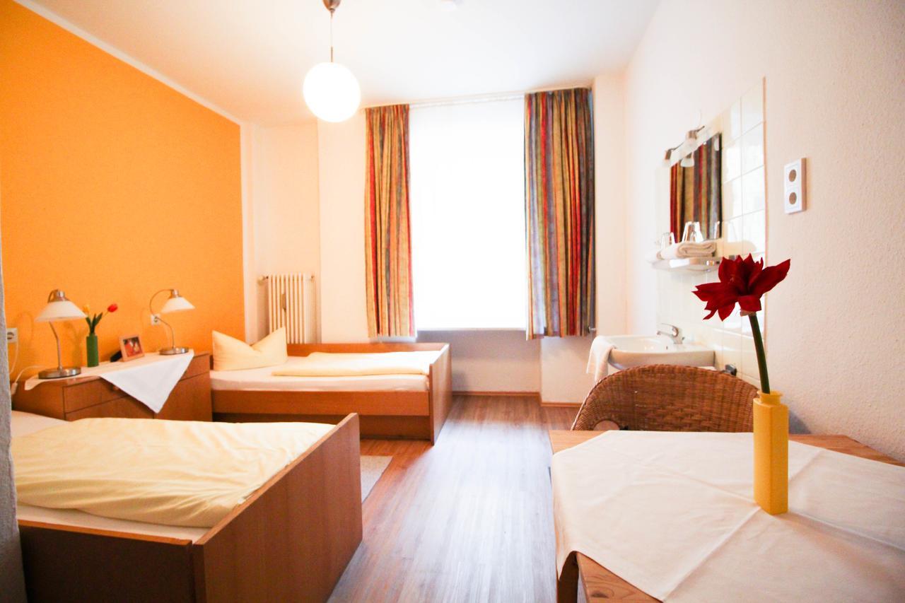 Hotel Pension Am Hauptbahnhof Мюнхен Екстер'єр фото